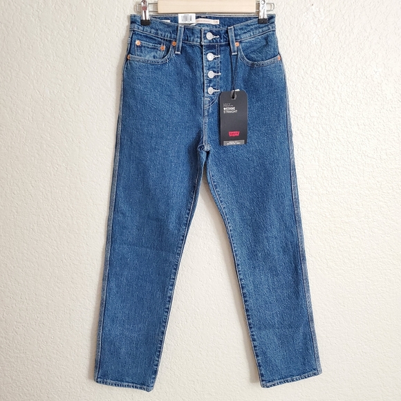 Levi's Premium Wedgie High Rise Straight Jeans - Picture 5 of 5